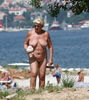 granny_sex_beach_11_tumblr_o7xjwmGfMu1v4gaw5o1_1280.jpg