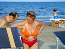 granny_sexy_beach_4_04fa8fbd75c88ce0b60fdbc5c9bb1d1c~0.jpg