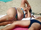 granny_sexy_beach_4_c403690d46dfe020be3e37d9b255dd4f.jpg