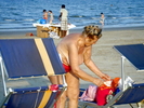 granny_sexy_beach_4_db59ed755f229f82161f20ea947ee43b.jpg