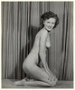 medium_640_betty-white-naked12611_01-55-54.jpg